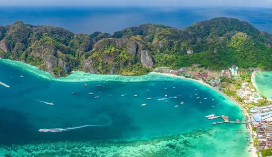 Tropical Thailand Escape